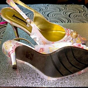 A Taste of Elegance classy Jrenee elegant shoe